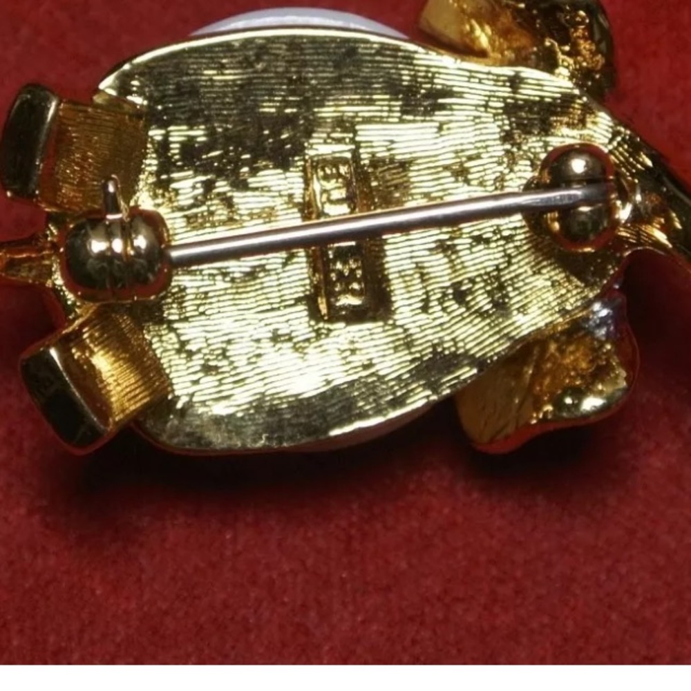 Vintage Butler Elephant Brooch - Picture 7 of 10